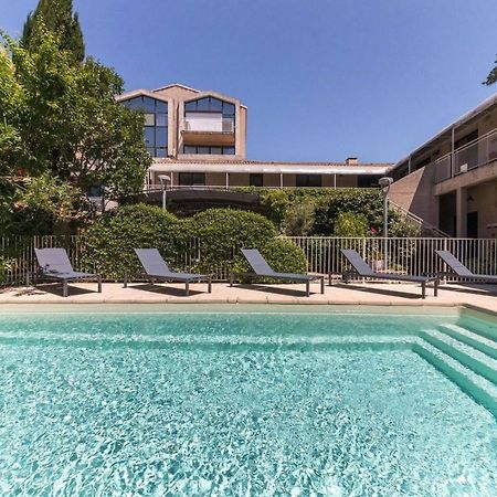 Hotel Cantosorgue LʼIsle-sur-la-Sorgue Esterno foto