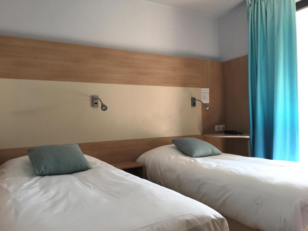 Hotel Cantosorgue LʼIsle-sur-la-Sorgue Esterno foto