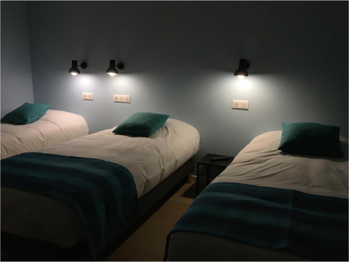 Hotel Cantosorgue LʼIsle-sur-la-Sorgue Esterno foto