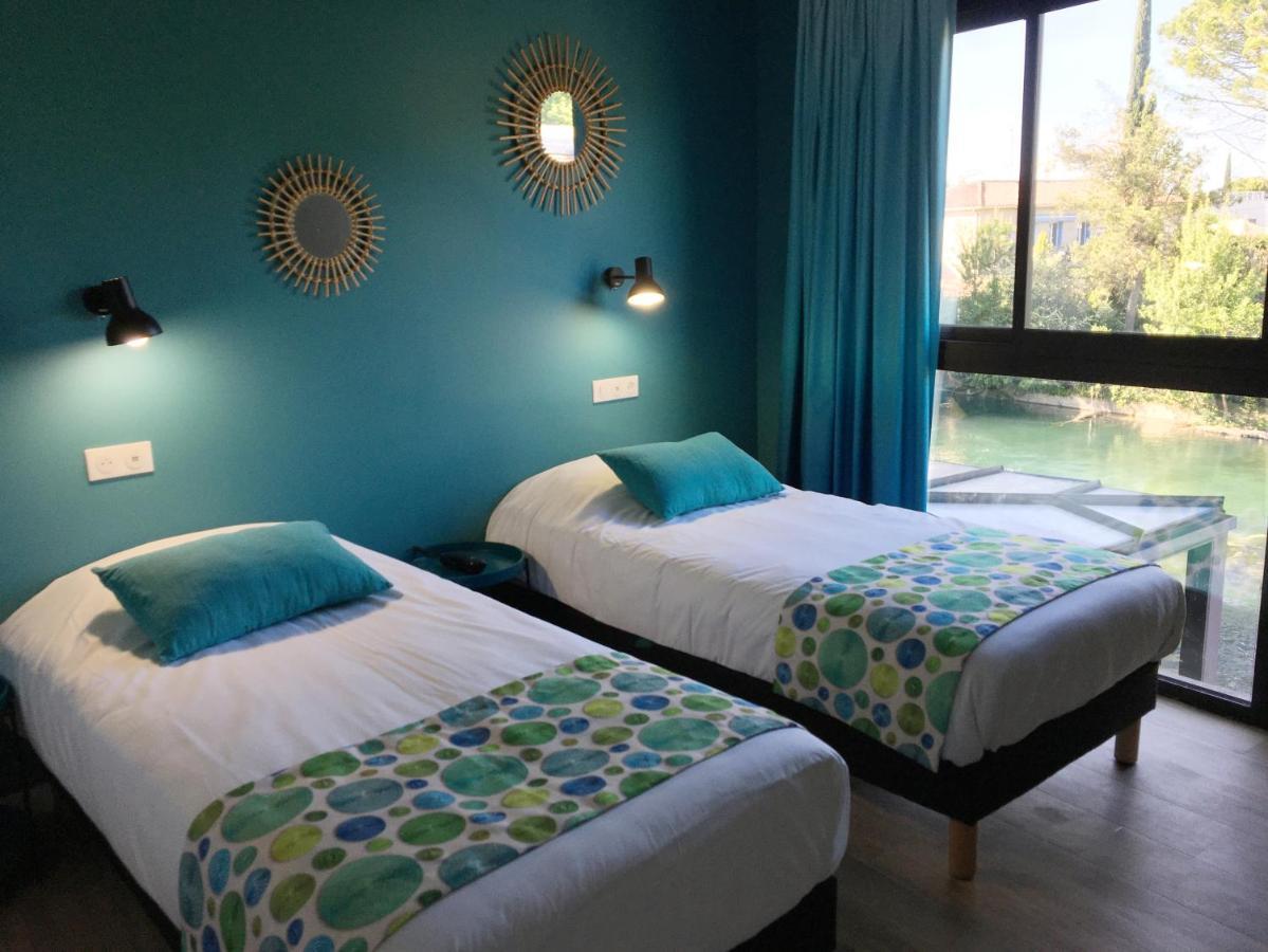 Hotel Cantosorgue LʼIsle-sur-la-Sorgue Esterno foto